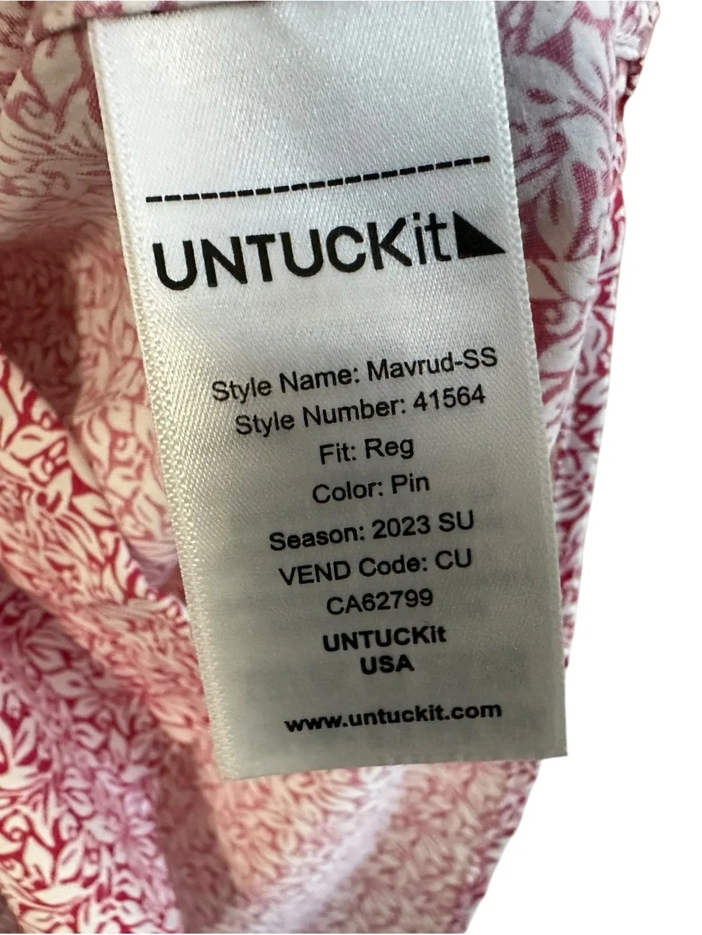 UNTUCKit shirt very